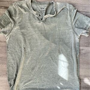 Men’s lucky brand shirt size Medium